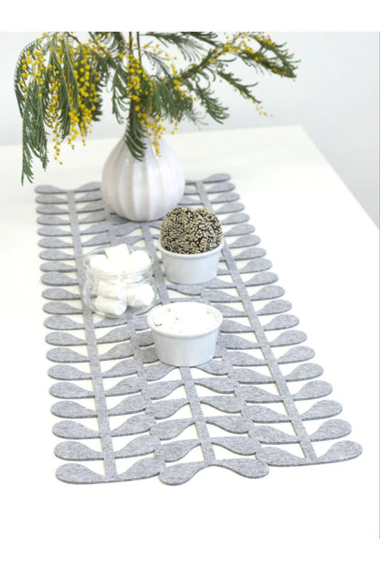 Runner Amerikan Servisi 40x110 cm Dekoratif Yemek Masası Keçe Beyaz Renk Yaprak Model
